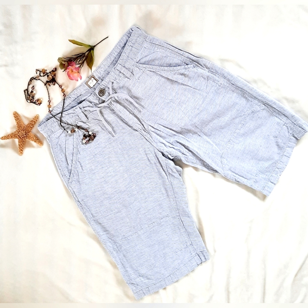 POINT ZERO Linen Blue White Pin Stripes Cargo Shorts